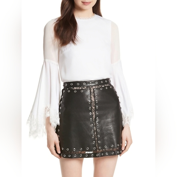 Alice + Olivia Tops - Alice + Olivia Levine Laced Statement Sleeve Top Size S